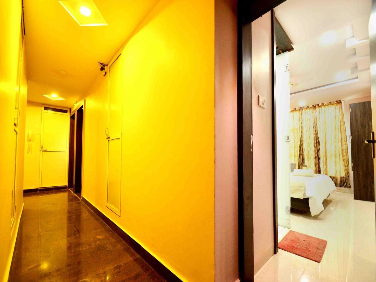 Oyo 2403 Hotel Aamantran Avenue Удджайн Экстерьер фото